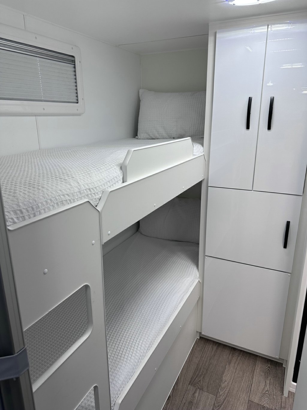 NEW 2026 LEADER CARAVANS GOLD LE CARAVAN 2 AXLE