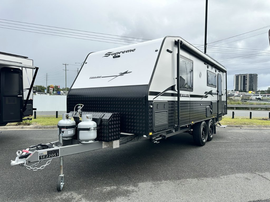 NEW 2026 SUPREME EXECUTIVE CARAVAN 2 AXLE