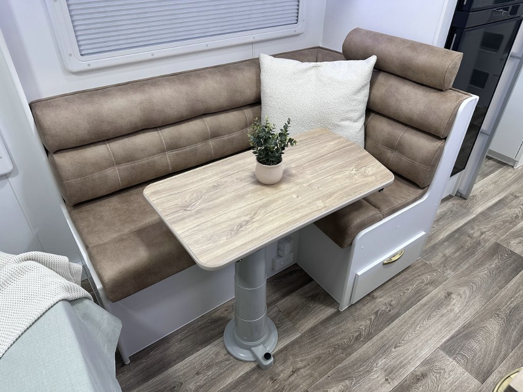NEW 2026 LEADER CARAVANS GOLD LE CARAVAN 2 AXLE