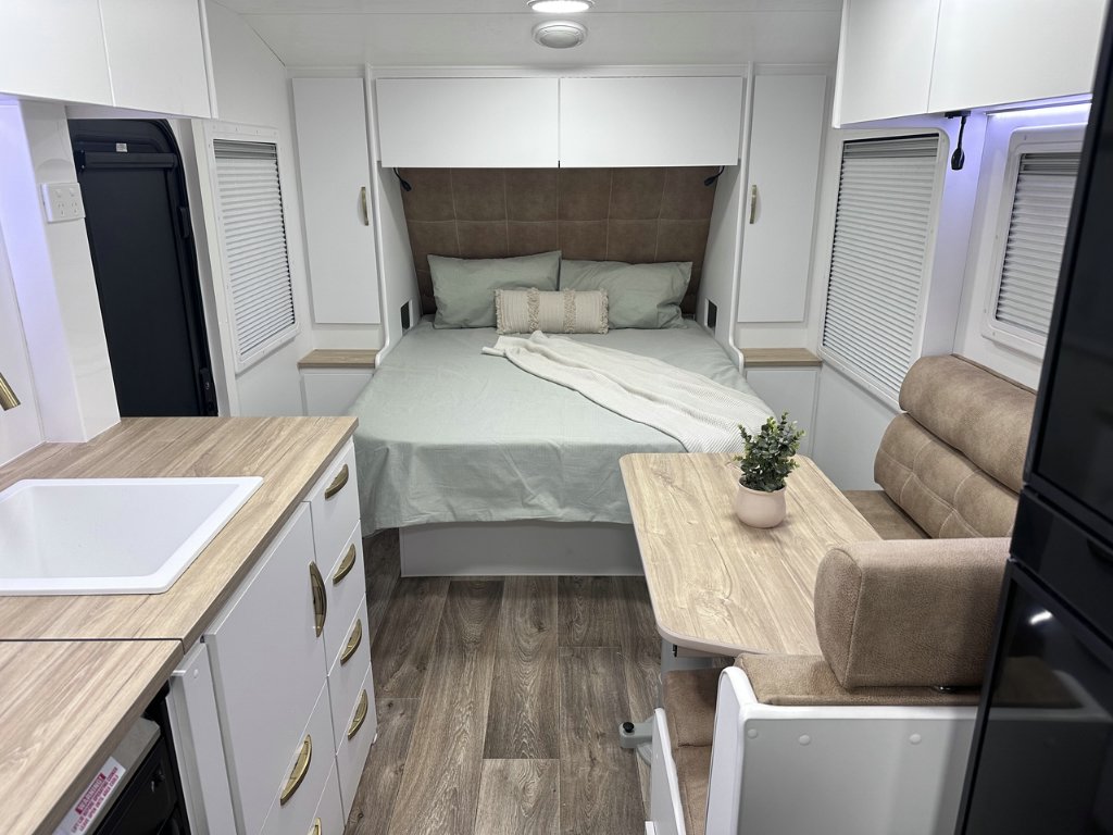 NEW 2026 LEADER CARAVANS GOLD LE CARAVAN 2 AXLE