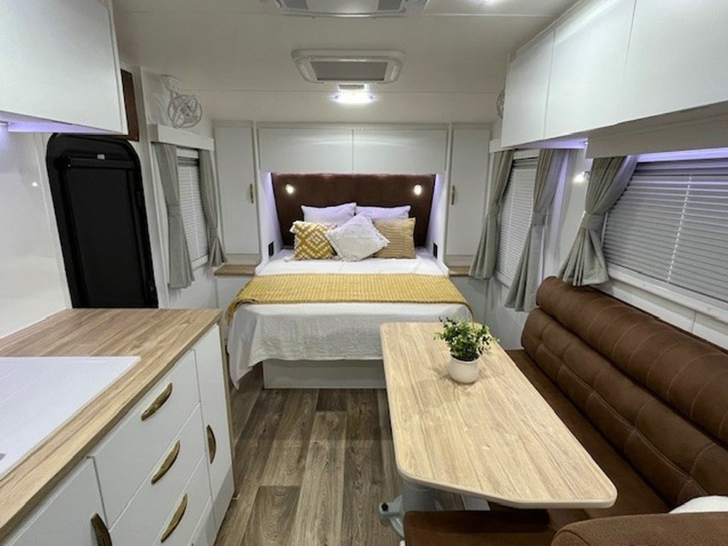 NEW 2026 LEADER CARAVANS XPEDITION CARAVAN 2 AXLE