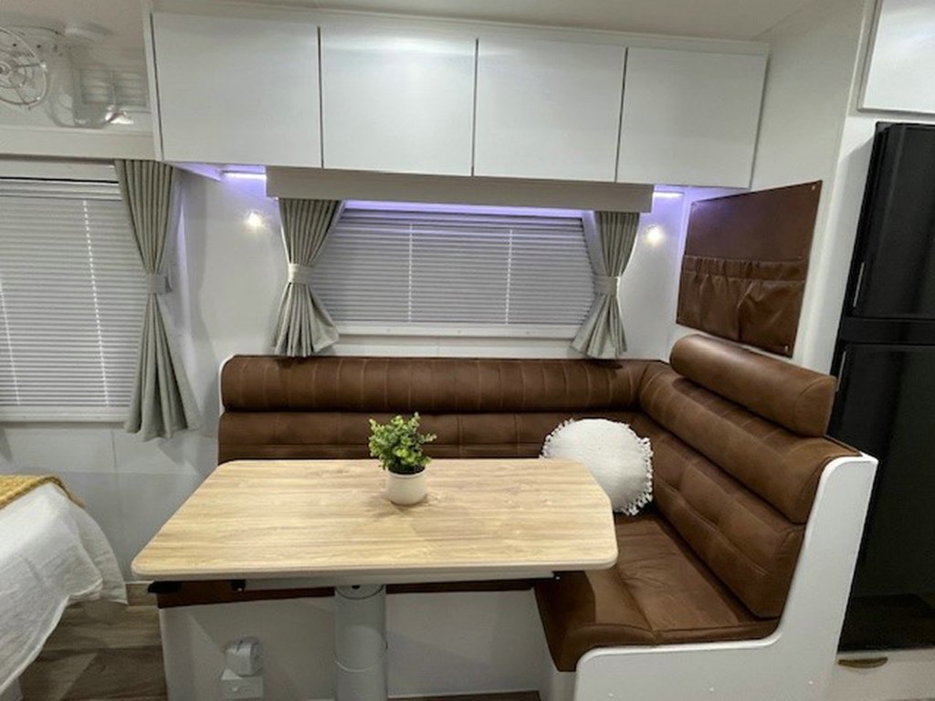 NEW 2026 LEADER CARAVANS XPEDITION CARAVAN 2 AXLE