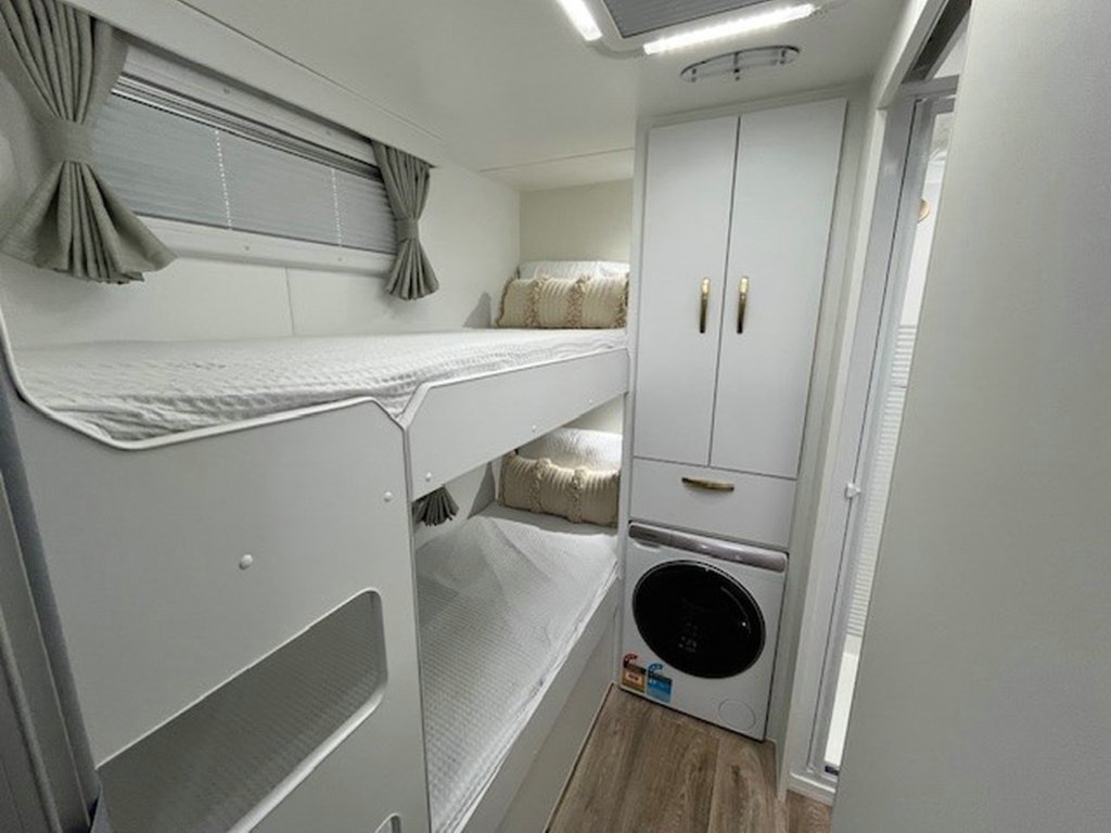 NEW 2026 LEADER CARAVANS XPEDITION CARAVAN 2 AXLE