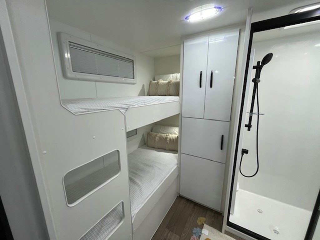 NEW 2026 LEADER CARAVANS GOLD LE CARAVAN 1 AXLE