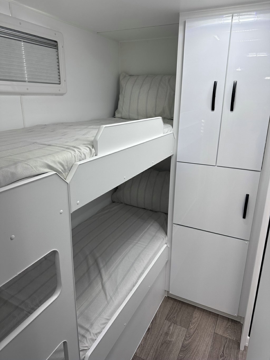 NEW 2026 LEADER CARAVANS GOLD LE CARAVAN 2 AXLE