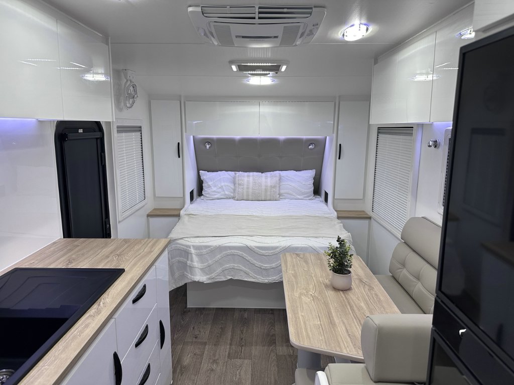 NEW 2026 LEADER CARAVANS GOLD LE CARAVAN 2 AXLE