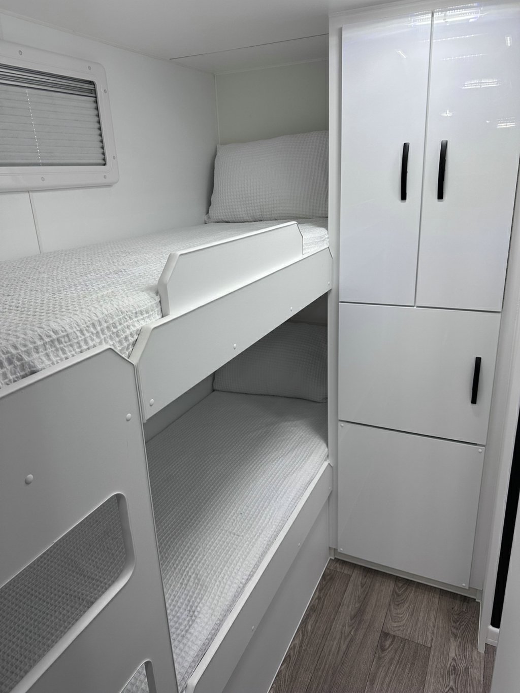 NEW 2026 LEADER CARAVANS GOLD LE CARAVAN 2 AXLE