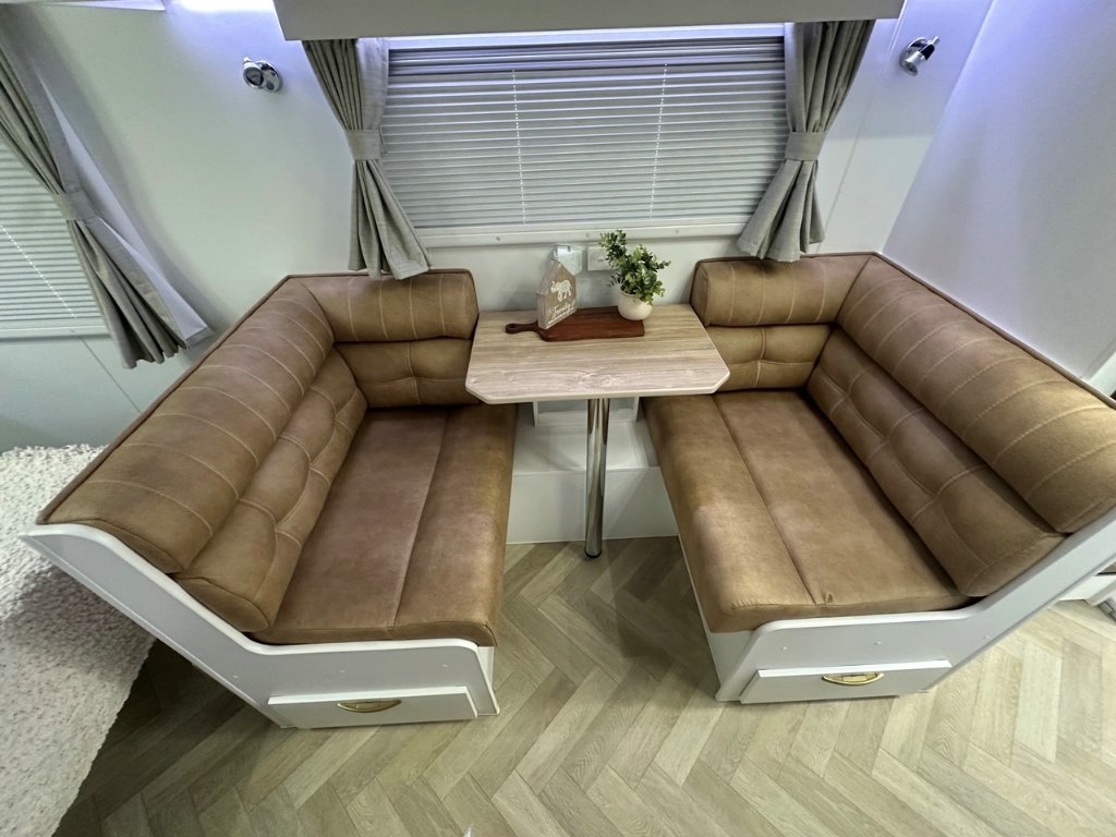 NEW 2026 SUPREME TERRITORY CARAVAN 2 AXLE