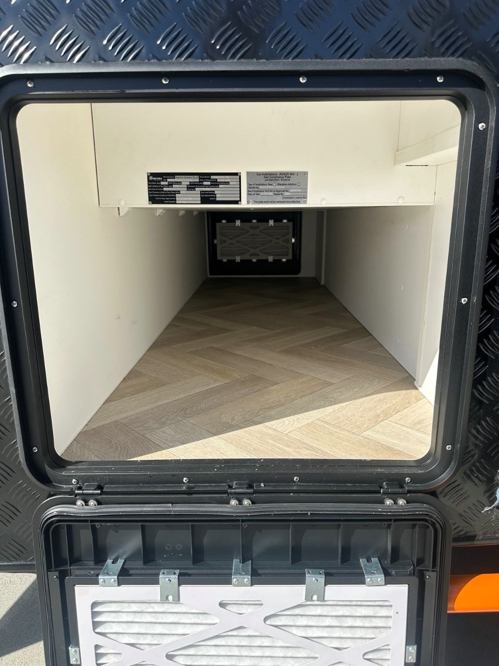 NEW 2026 SUPREME TERRITORY CARAVAN 2 AXLE
