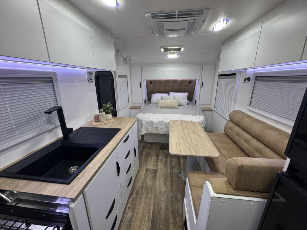 NEW 2026 LEADER CARAVANS GOLD LE CARAVAN 2 AXLE