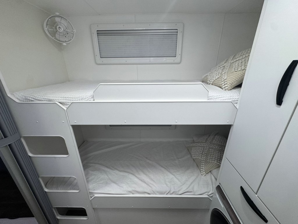 NEW 2026 LEADER CARAVANS GOLD LE CARAVAN 2 AXLE