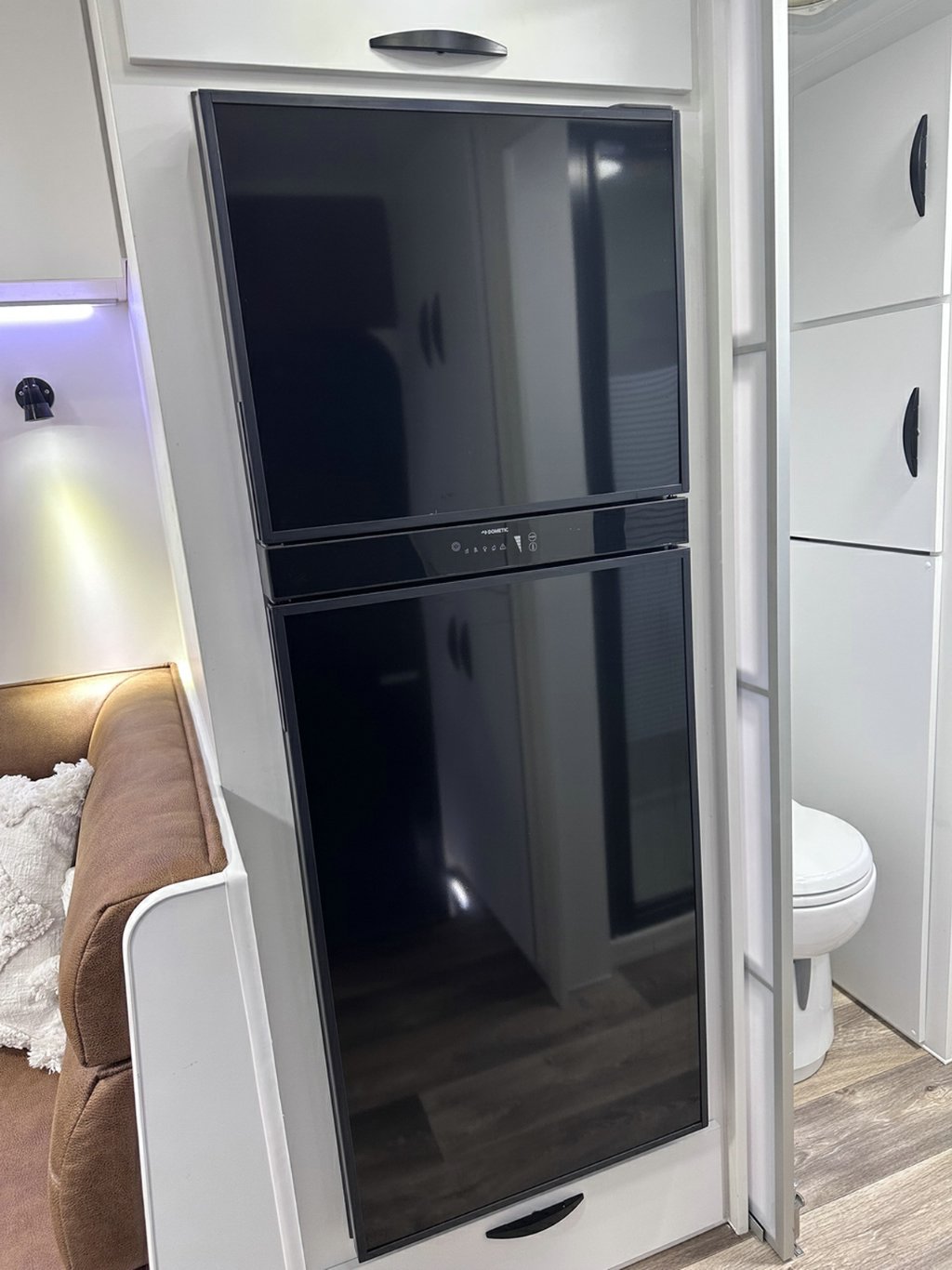 NEW 2026 SUPREME CLASSIC TOURER CARAVAN 2 AXLE