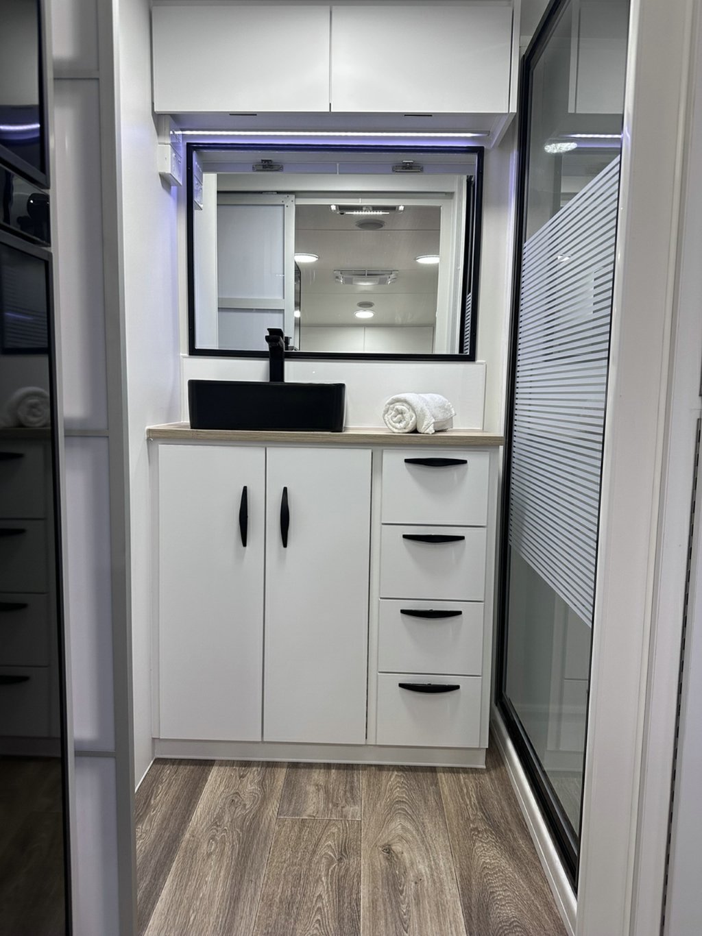 NEW 2026 SUPREME CLASSIC TOURER CARAVAN 2 AXLE