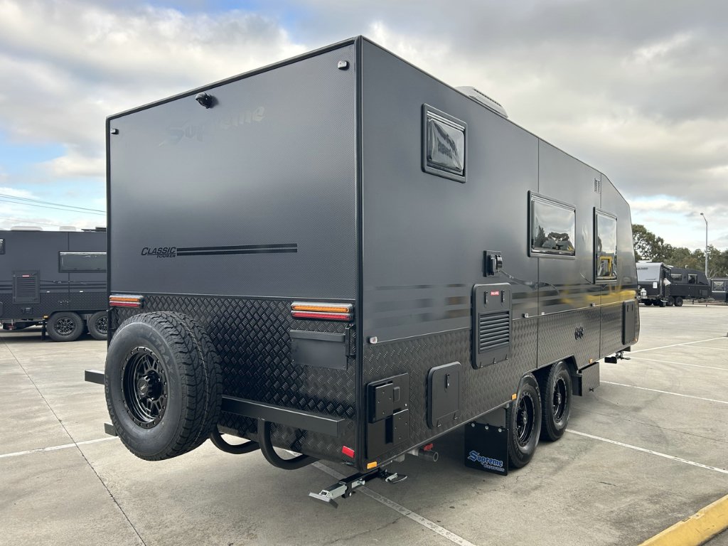 NEW 2026 SUPREME CLASSIC TOURER CARAVAN 2 AXLE