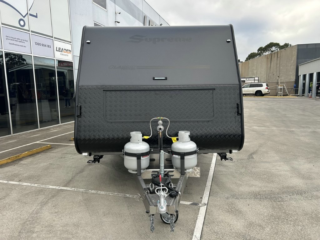 NEW 2026 SUPREME CLASSIC TOURER CARAVAN 2 AXLE