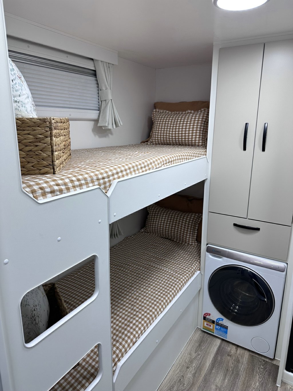 NEW 2026 LEADER CARAVANS XPEDITION CARAVAN 2 AXLE
