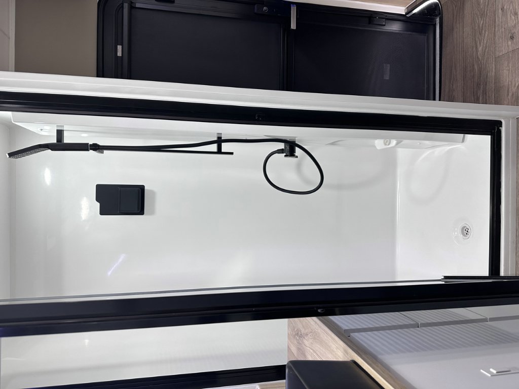 NEW 2026 SUPREME TERRITORY X CARAVAN 2 AXLE