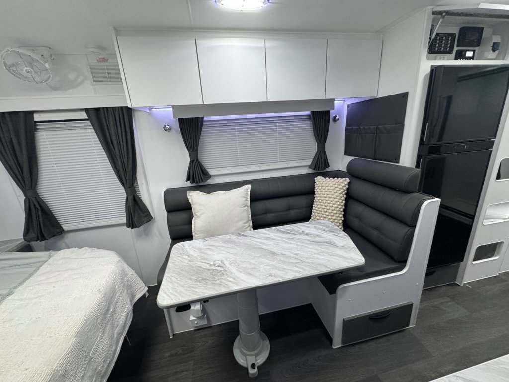NEW 2026 LEADER CARAVANS XPEDITION CARAVAN 2 AXLE