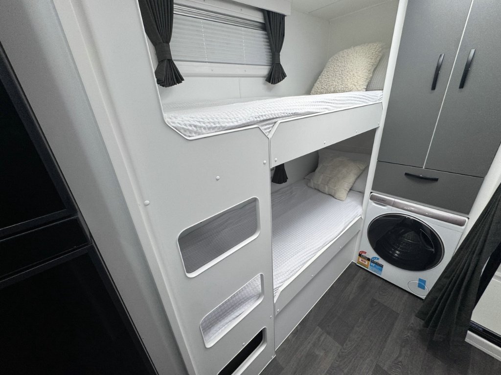 NEW 2026 LEADER CARAVANS XPEDITION CARAVAN 2 AXLE