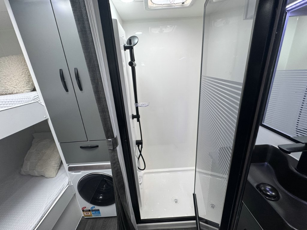 NEW 2026 LEADER CARAVANS XPEDITION CARAVAN 2 AXLE