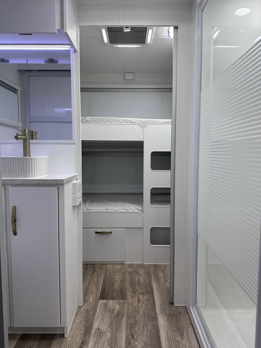NEW 2026 LEADER CARAVANS GOLD LE CARAVAN 2 AXLE