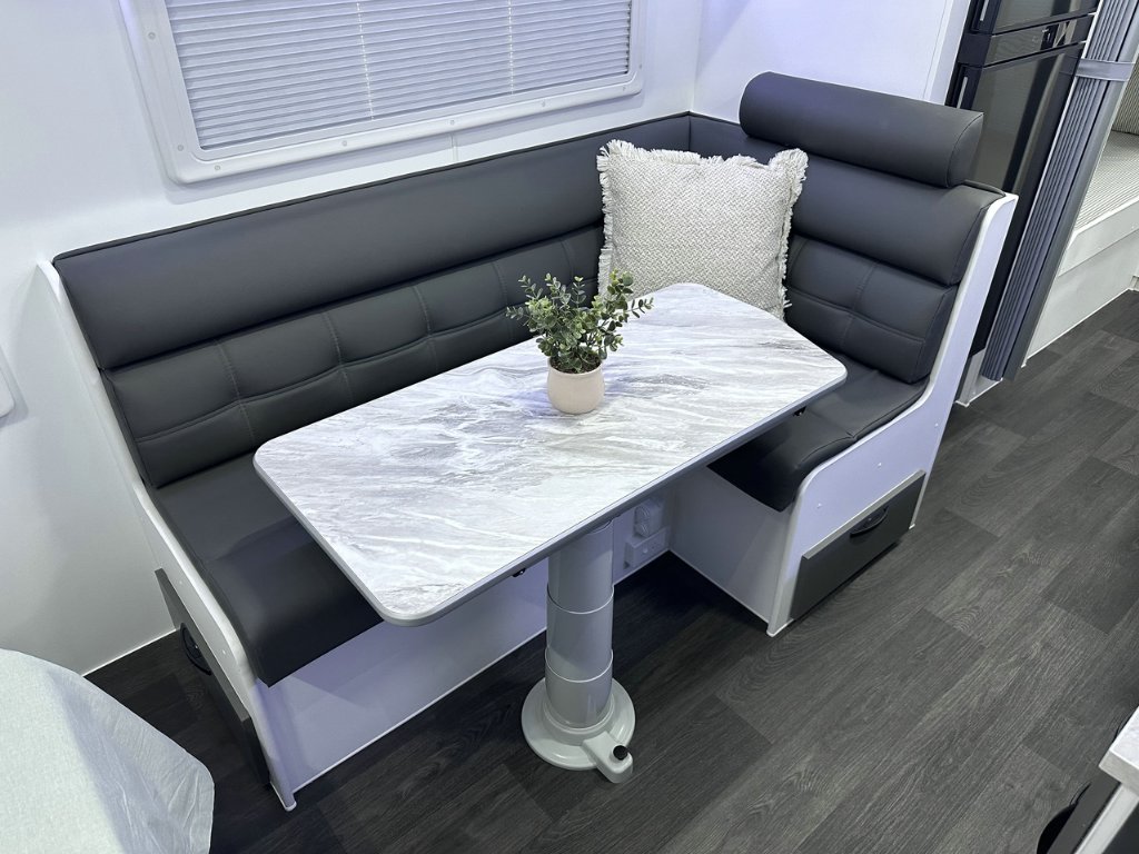 NEW 2026 LEADER CARAVANS GOLD LE CARAVAN 2 AXLE