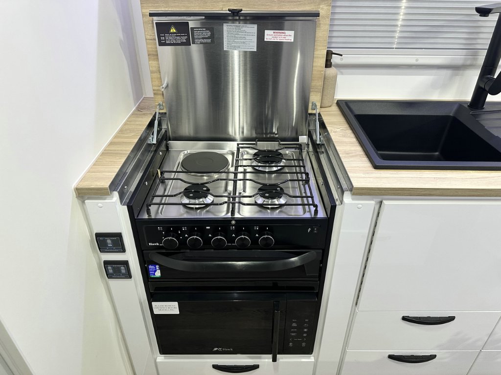 NEW 2026 LEADER CARAVANS GOLD LE CARAVAN 2 AXLE