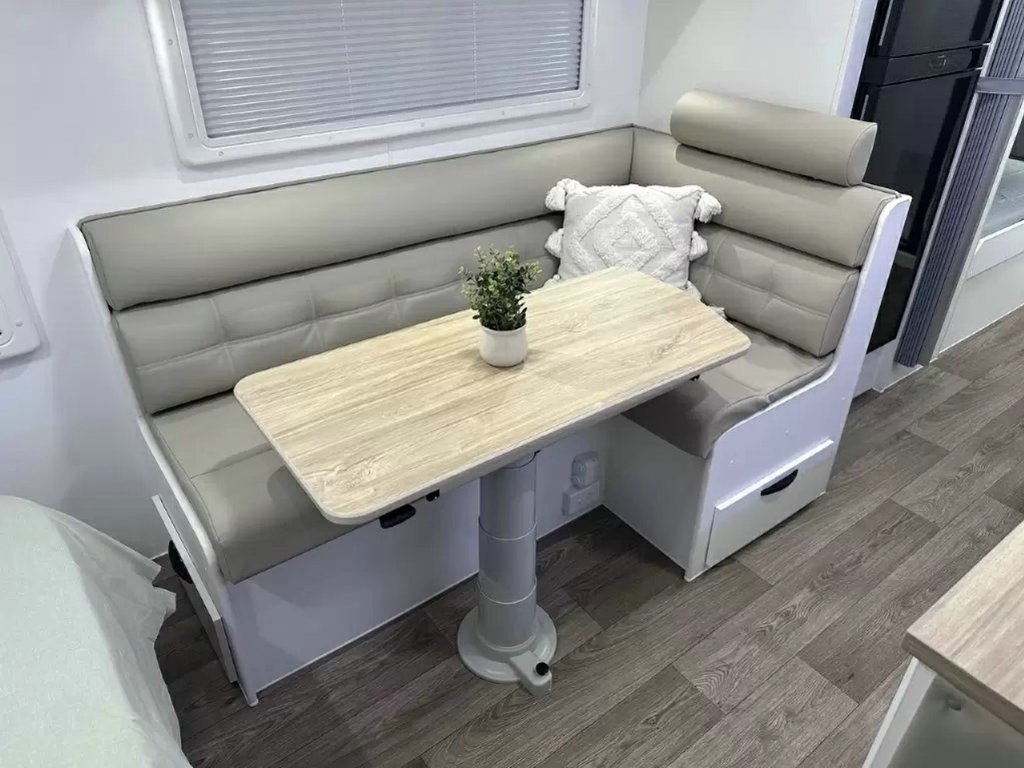 NEW 2026 LEADER CARAVANS GOLD LE CARAVAN 2 AXLE