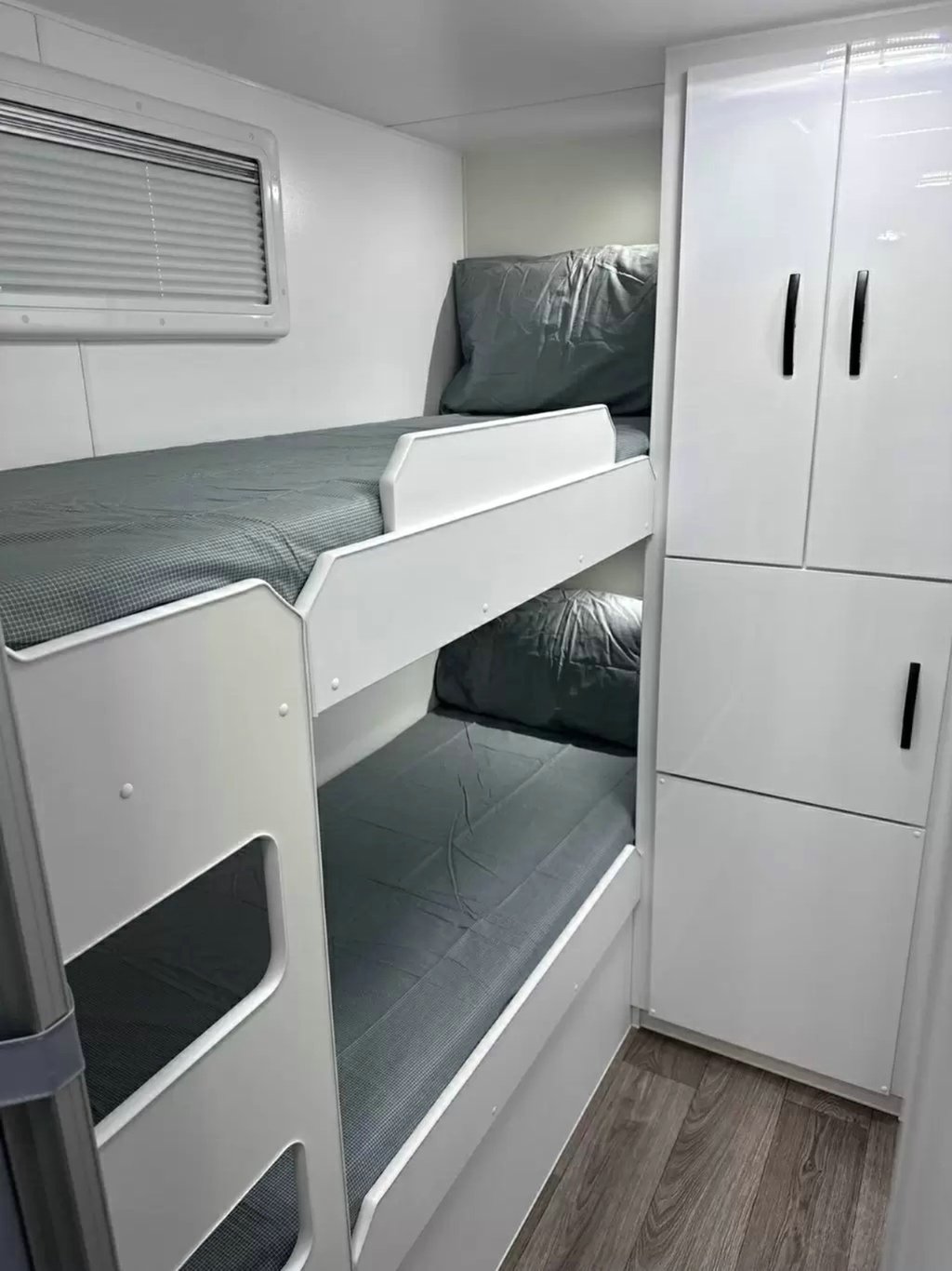 NEW 2026 LEADER CARAVANS GOLD LE CARAVAN 2 AXLE