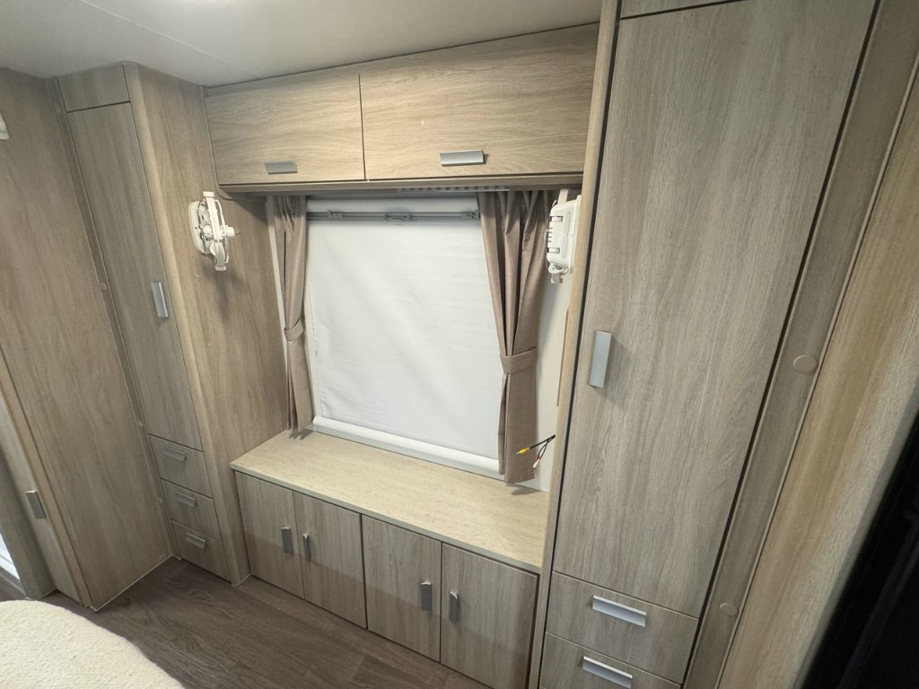 USED 2017 JAYCO STARCRAFT OUTBACK CARAVAN 2 AXLE