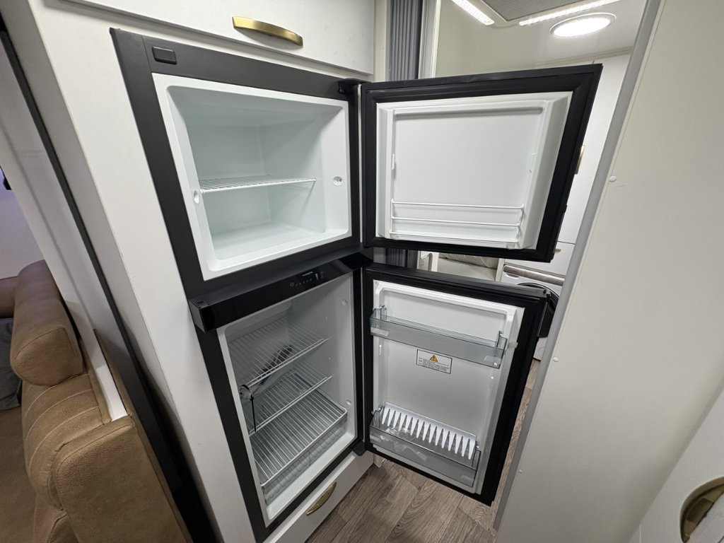 NEW 2026 LEADER CARAVANS PALLADIUM CARAVAN 2 AXLE
