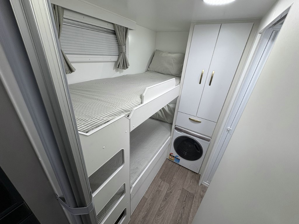 NEW 2026 LEADER CARAVANS PALLADIUM CARAVAN 2 AXLE