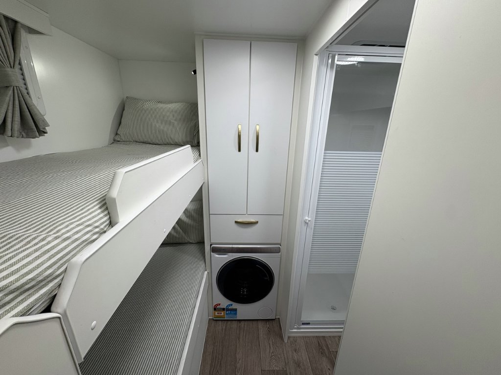 NEW 2026 LEADER CARAVANS PALLADIUM CARAVAN 2 AXLE