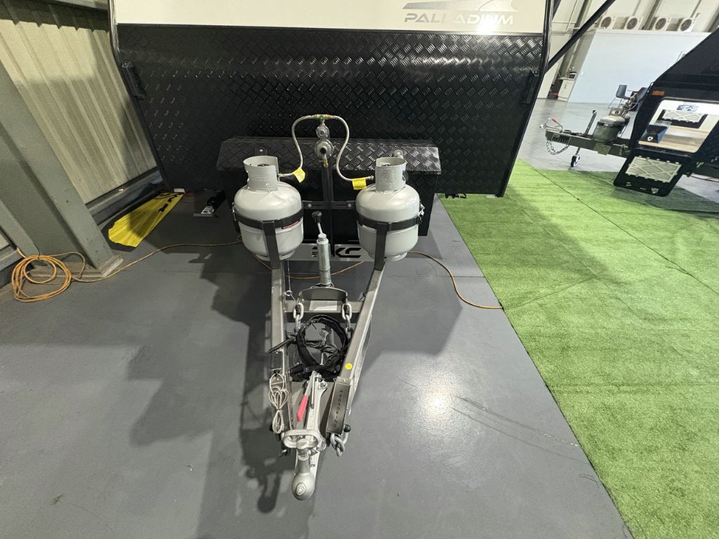 NEW 2026 LEADER CARAVANS PALLADIUM CARAVAN 2 AXLE