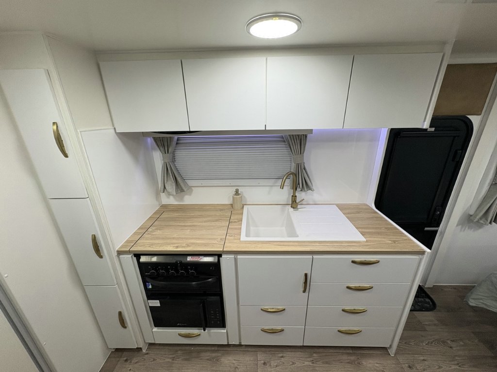 NEW 2026 LEADER CARAVANS PALLADIUM CARAVAN 2 AXLE