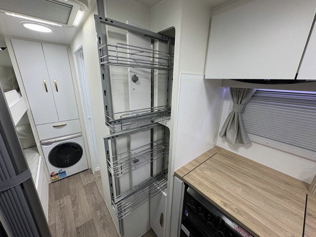 NEW 2026 LEADER CARAVANS PALLADIUM CARAVAN 2 AXLE