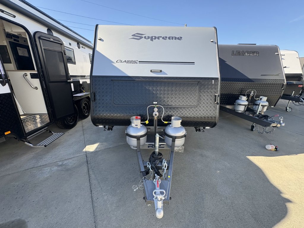 NEW 2026 SUPREME CLASSIC TOURER CARAVAN 2 AXLE