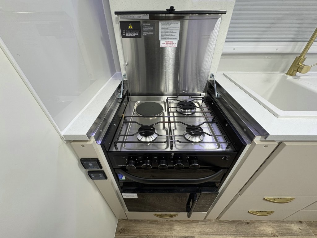 NEW 2026 LEADER CARAVANS GOLD LE CARAVAN 2 AXLE