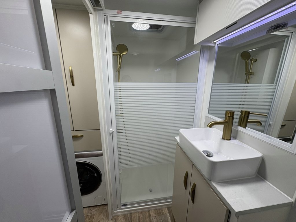 NEW 2026 LEADER CARAVANS GOLD LE CARAVAN 2 AXLE