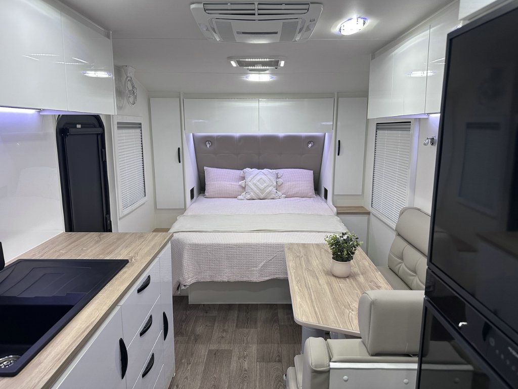 NEW 2026 LEADER CARAVANS GOLD LE CARAVAN 2 AXLE