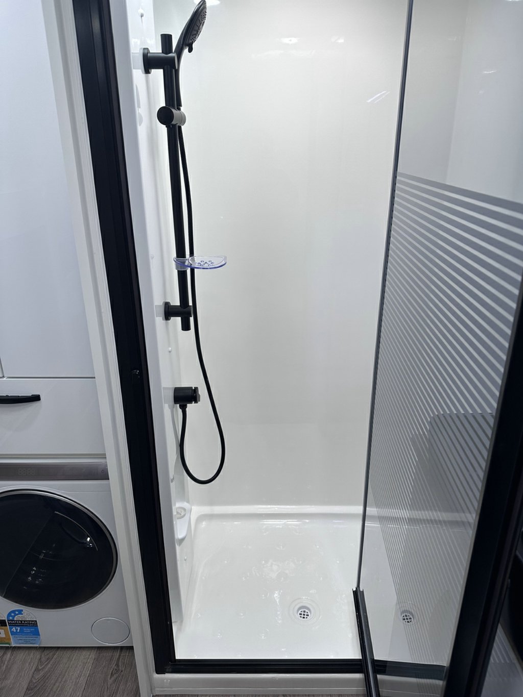 NEW 2026 LEADER CARAVANS GOLD LE CARAVAN 2 AXLE