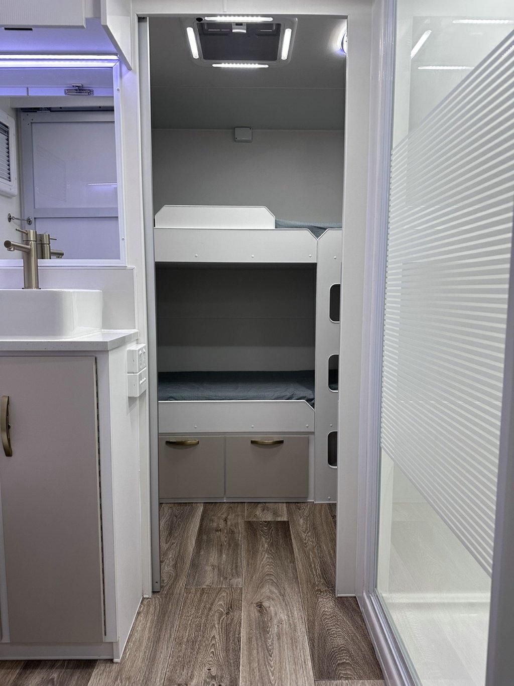 NEW 2026 LEADER CARAVANS GOLD LE CARAVAN 2 AXLE