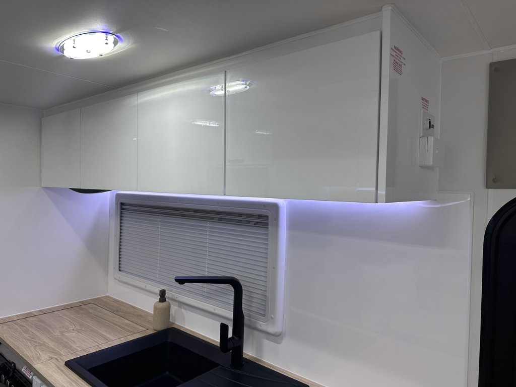 NEW 2026 LEADER CARAVANS GOLD LE CARAVAN 2 AXLE