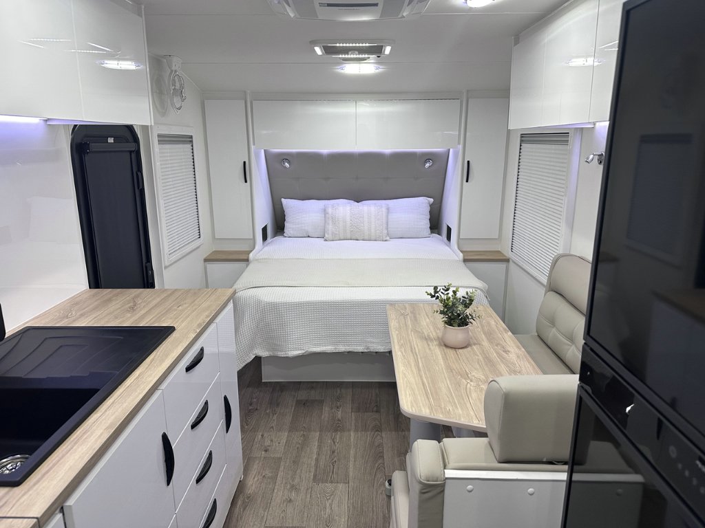 NEW 2026 LEADER CARAVANS GOLD LE CARAVAN 2 AXLE