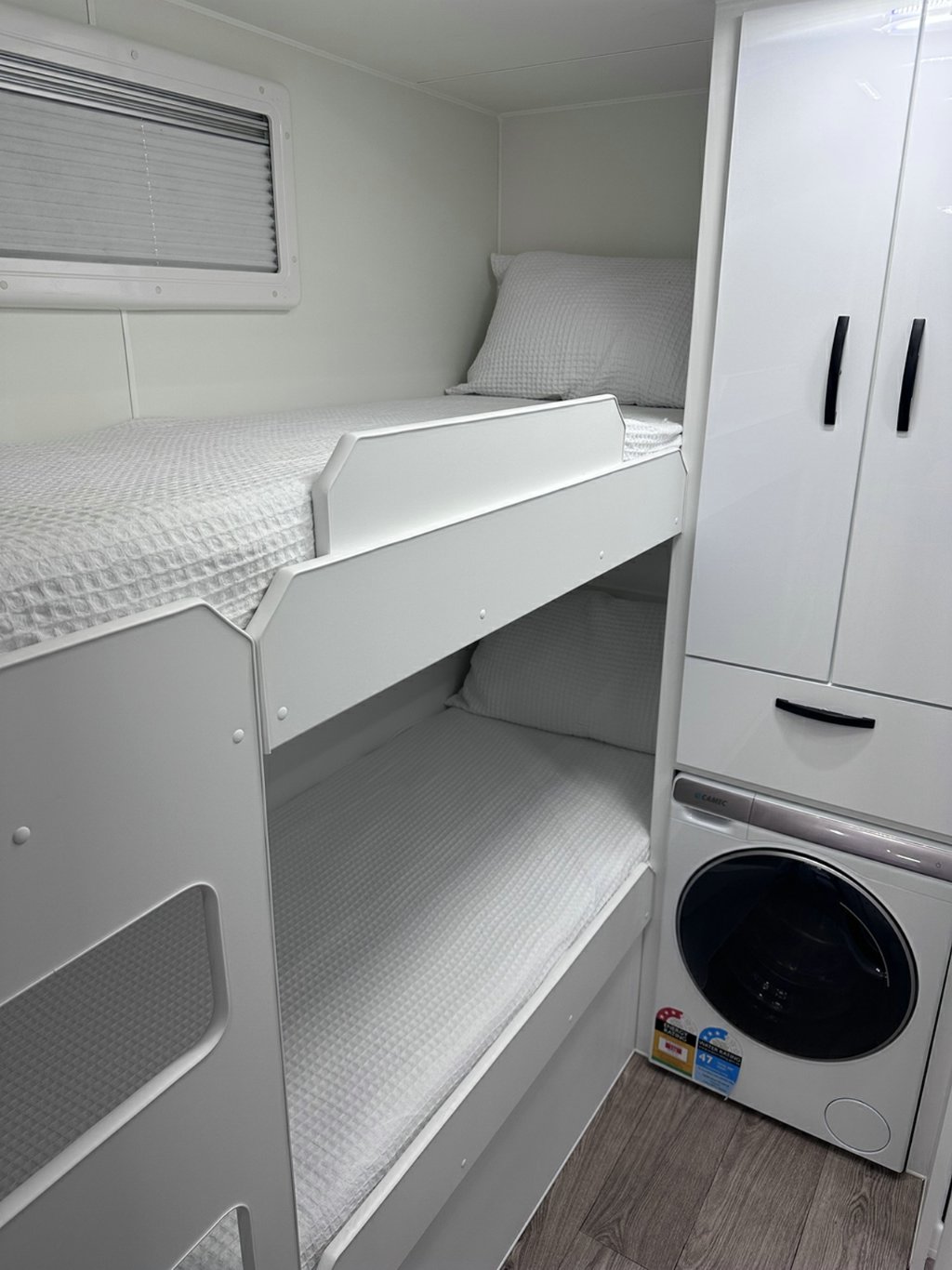 NEW 2026 LEADER CARAVANS GOLD LE CARAVAN 2 AXLE