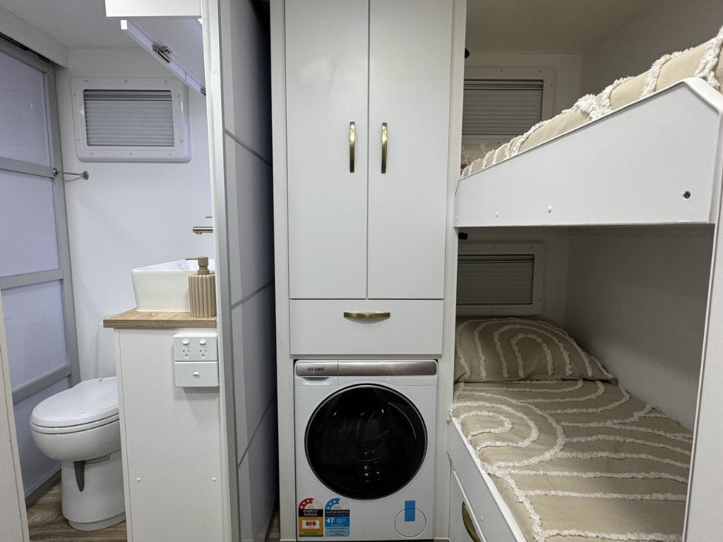 NEW 2026 LEADER CARAVANS GOLD LE CARAVAN 2 AXLE