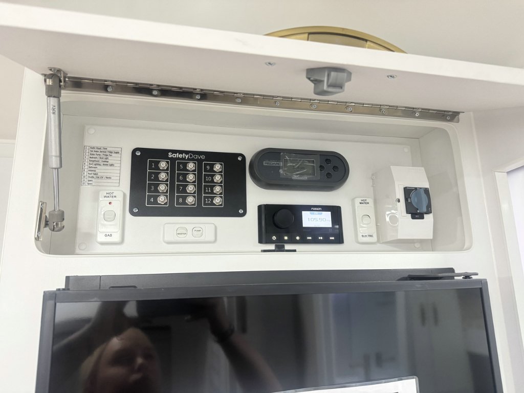 NEW 2026 LEADER CARAVANS GOLD LE CARAVAN 2 AXLE