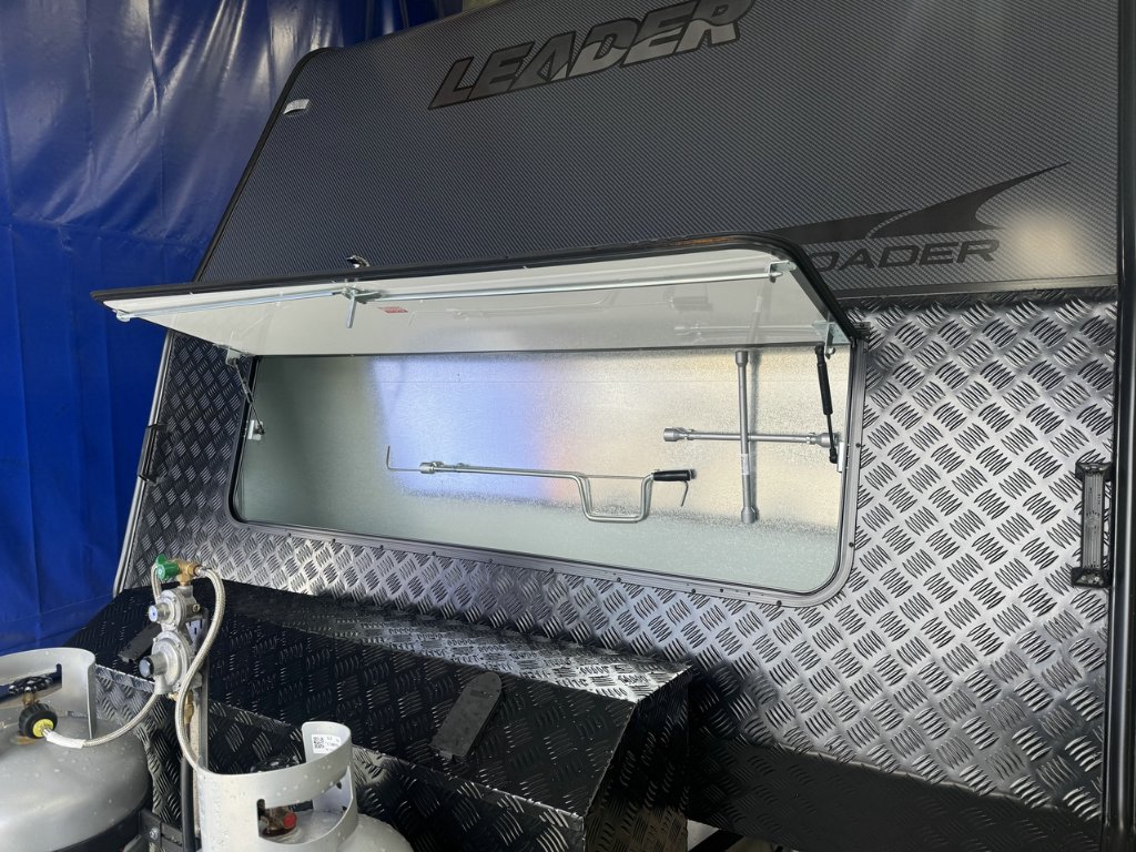 NEW 2026 LEADER CARAVANS GOLD LE DIRT ROADER CARAVAN 2 AXLE