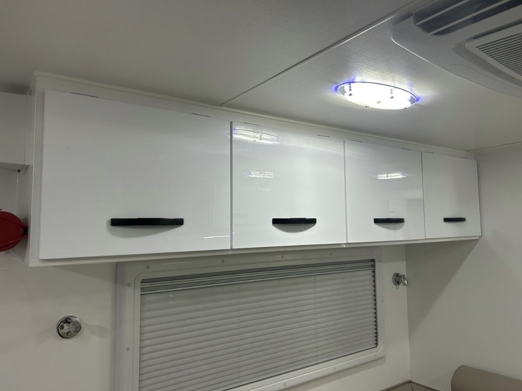 USED 2023 LEADER CARAVANS GOLD LE CARAVAN 2 AXLE