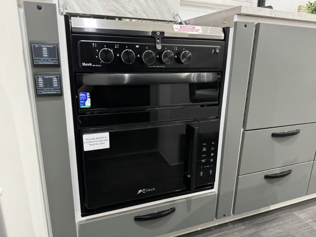 NEW 2026 LEADER CARAVANS GOLD LE CARAVAN 2 AXLE